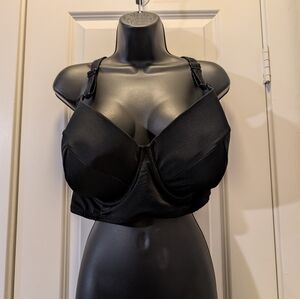 Black & White Cacique Swim Top